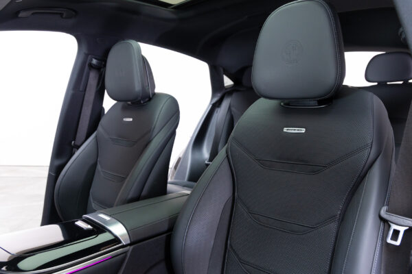 GLCクーペ GLC63S Eパフォーマンス 4WD