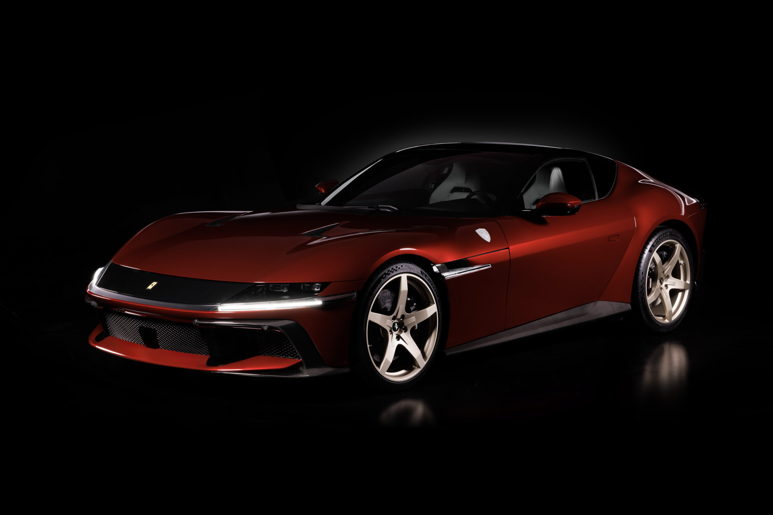限定1499台 フェラーリ12チリンドリ・マヌアーレ MTとDCTのイイとこ