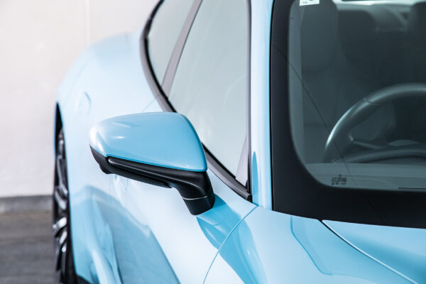 タイカン パフォーマンスバッテリープラス4+1シート