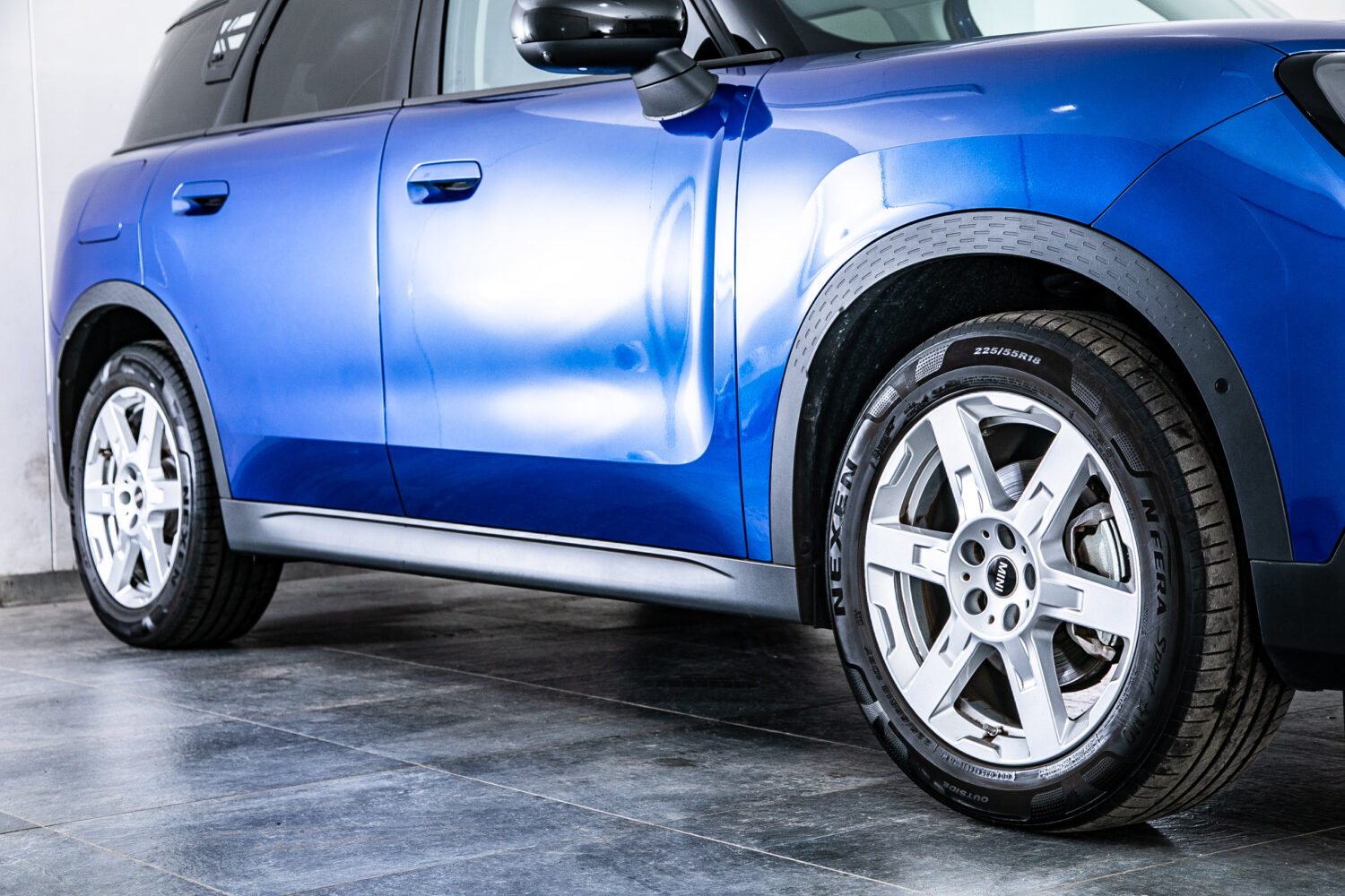 MINI カントリーマンS ALL4 DCT 4WD