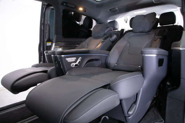 V220d エクスクルーシブロング プラチナスイート