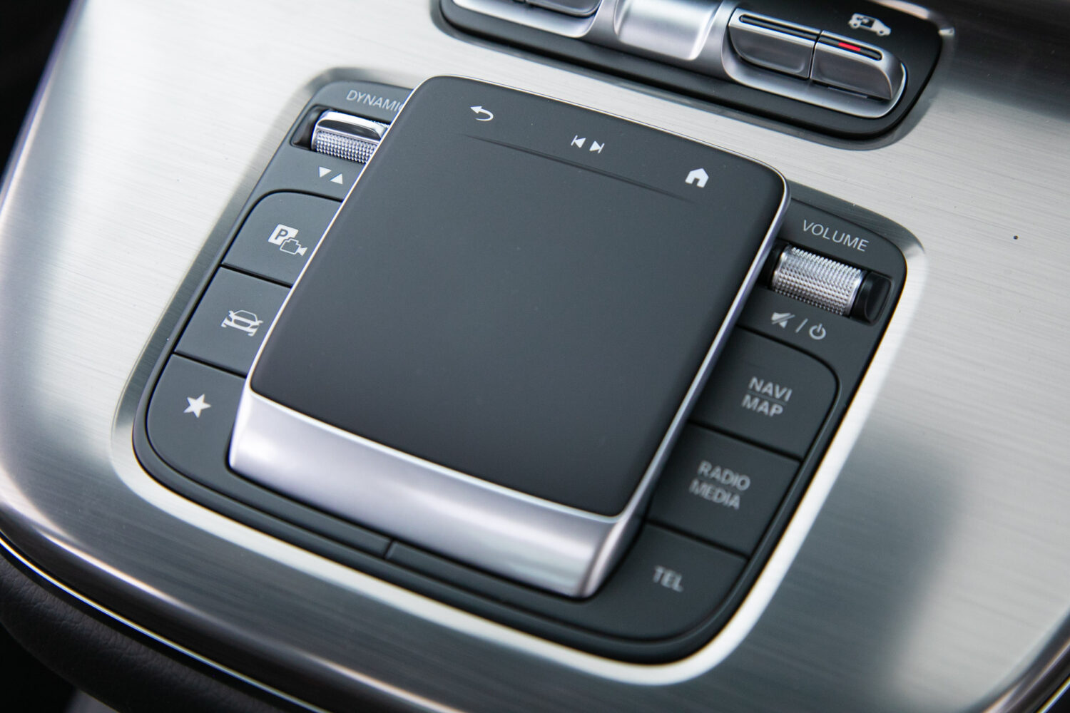 V220d エクスクルーシブロング プラチナスイート