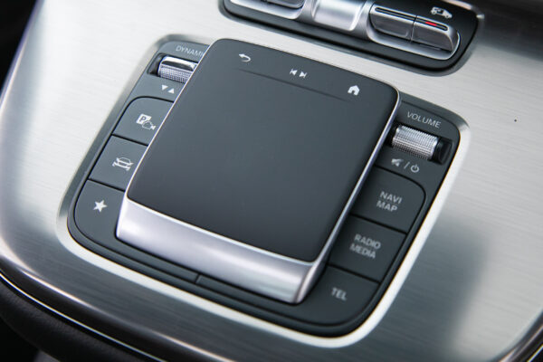 V220d エクスクルーシブロング プラチナスイート