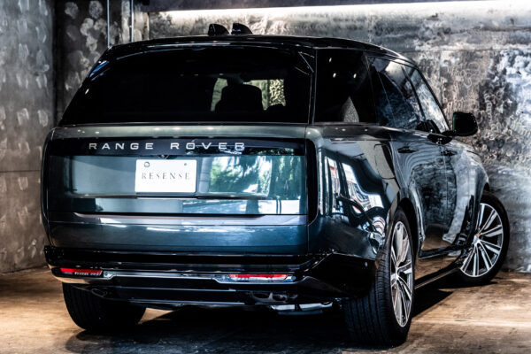 レンジローバー オートバイオグラフィ4.4L P530 LWB 4WD