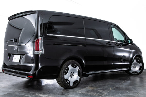 V220d エクスクルーシブロング プラチナスイート