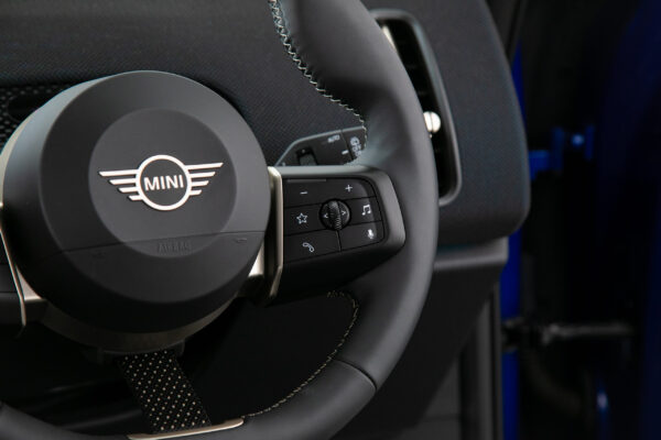 MINI カントリーマンS ALL4 DCT 4WD