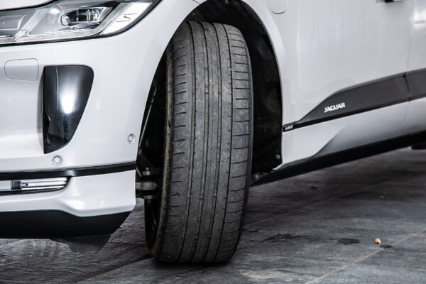 Iペイス HSE 4WD