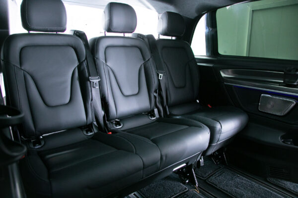 V220d エクスクルーシブ ロング プラチナスイート
