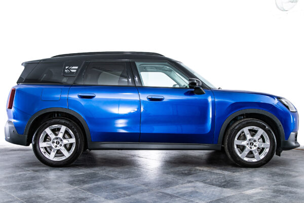 MINI カントリーマンS ALL4 DCT 4WD