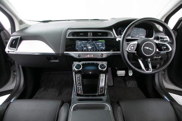 Iペイス HSE 4WD