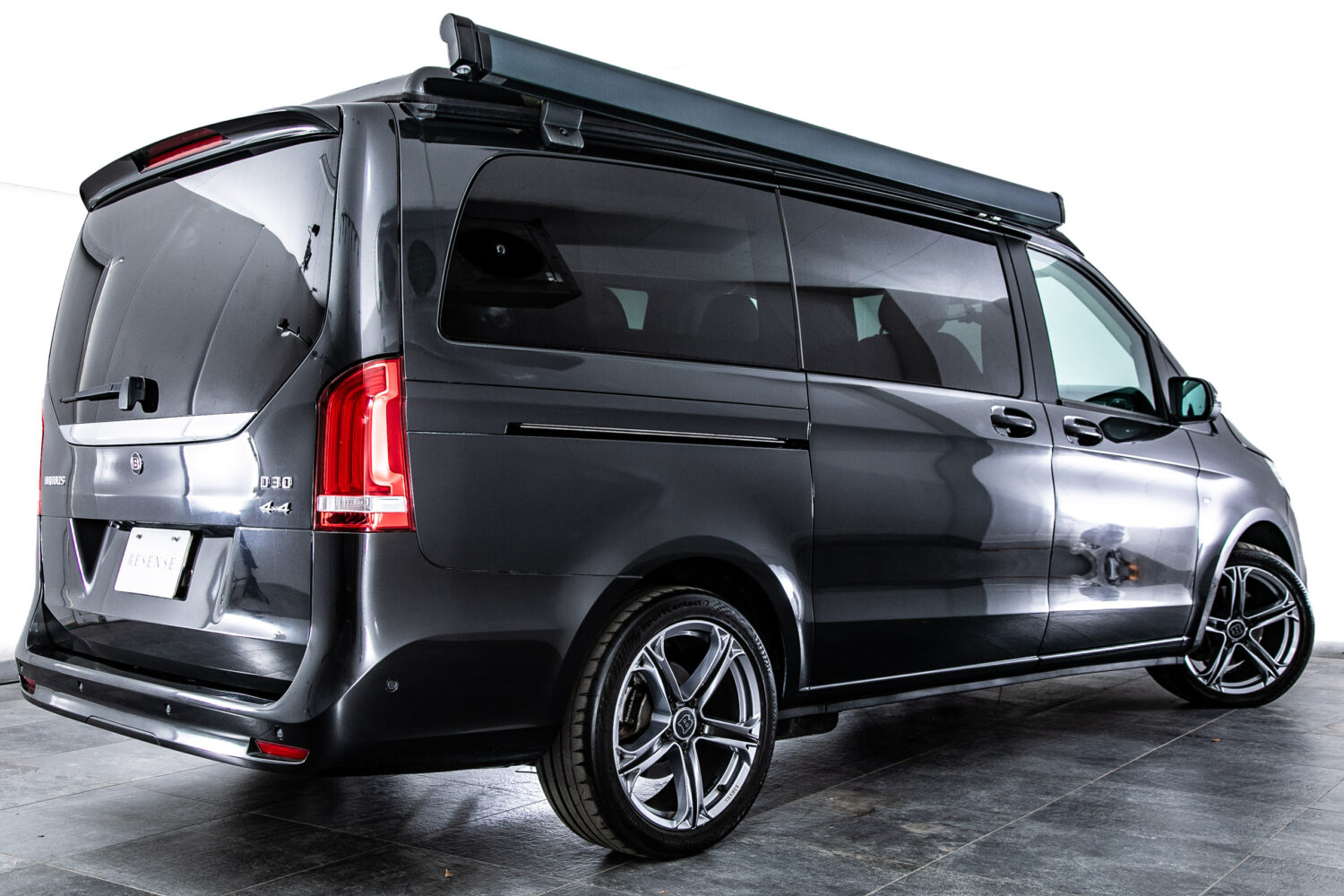 Vクラス マルコポーロ BRABUS D30 4×4 キャンパー