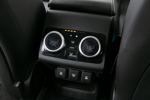Iペイス HSE 4WD