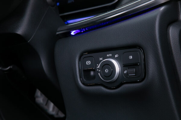 V220d エクスクルーシブロング プラチナスイート