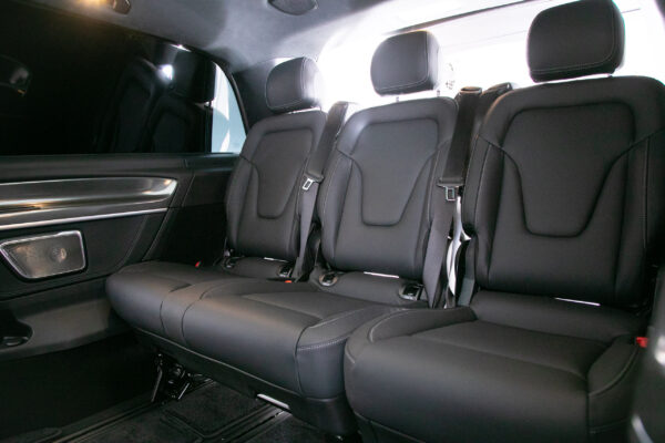 V220d エクスクルーシブロング プラチナスイート