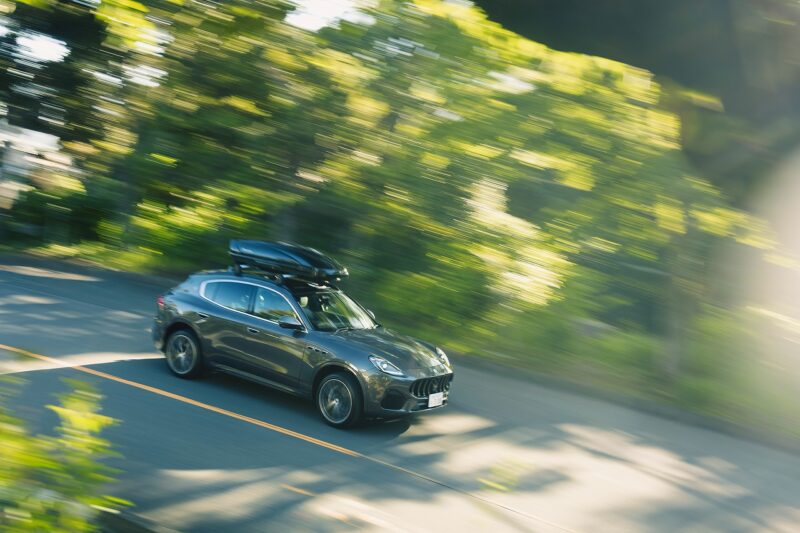 日本限定アウトドアパッケージ　マセラティ・グレカーレ　新たなライフスタイルを