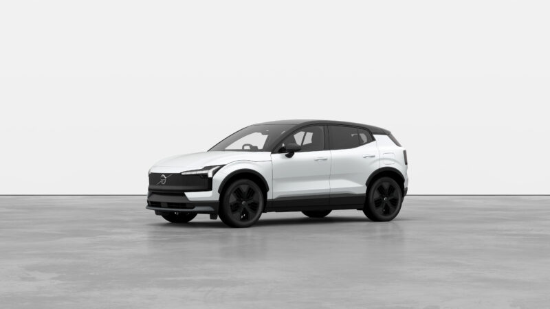 ボルボEX30クロスカントリー 特別仕様車発表とモデル名称変更を実施