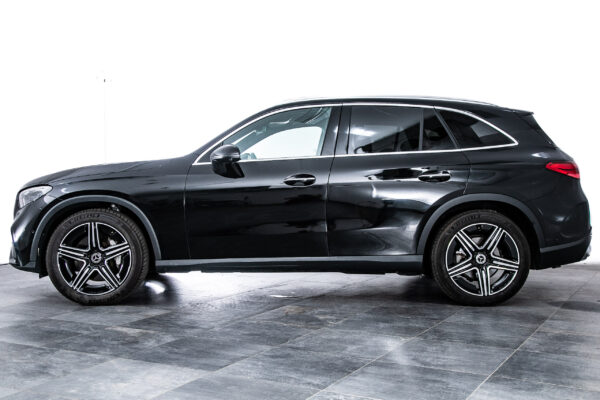 GLC220d 4マチック AMGラインPKG (ISG搭載)