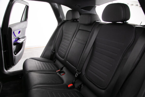 GLC220d 4マチック AMGラインPKG (ISG搭載)