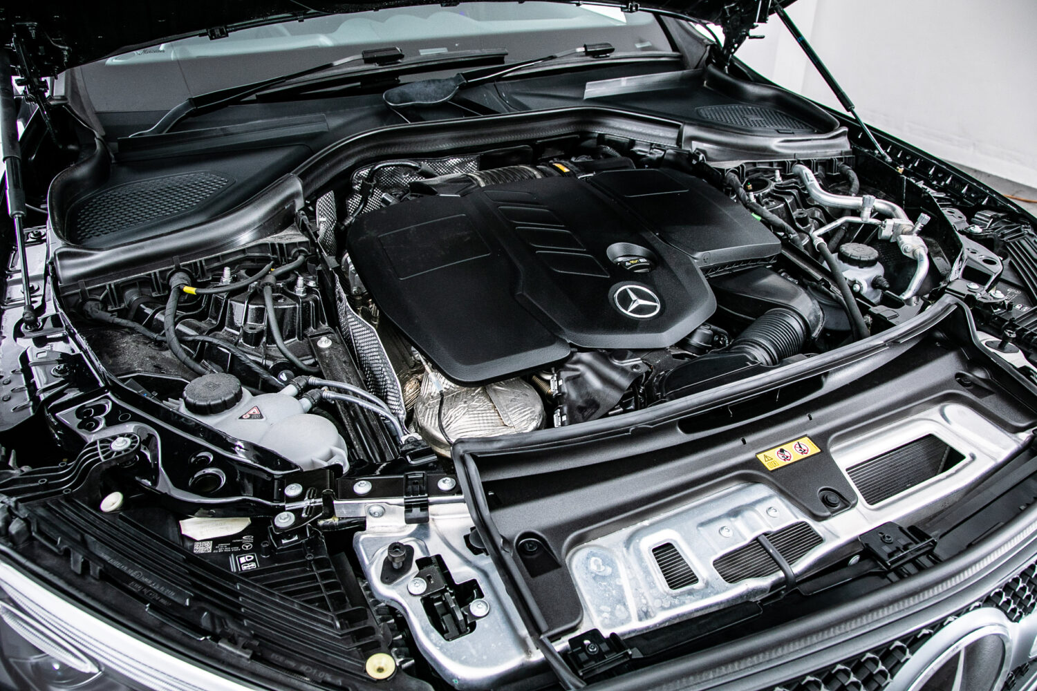 GLC220d 4マチック AMGラインPKG （ISG搭載）