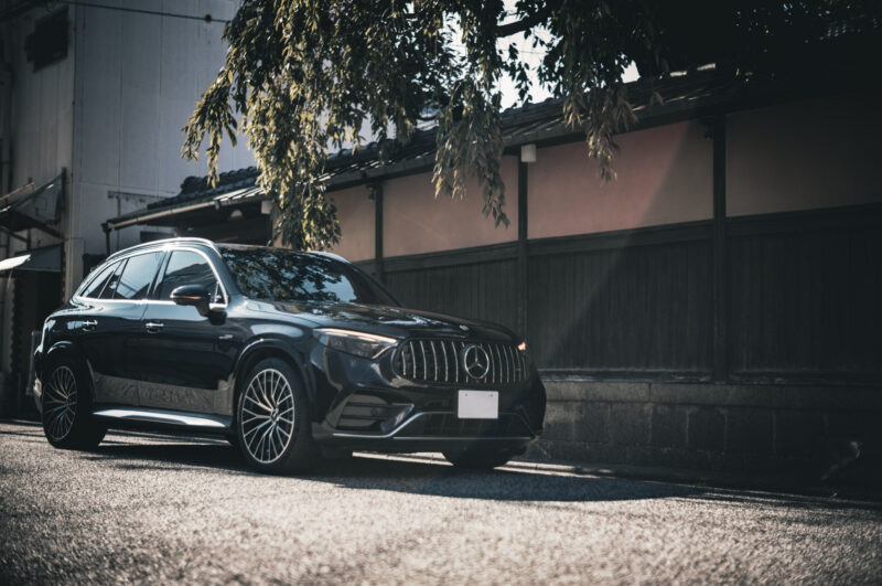 メルセデスAMG・GLC63 S E パフォーマンス(2024)サイズはほどほど、上質さに妥協なし