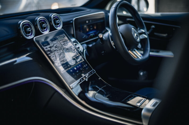 メルセデスAMG・GLC63 S E パフォーマンス(2024)サイズはほどほど、上質さに妥協なし