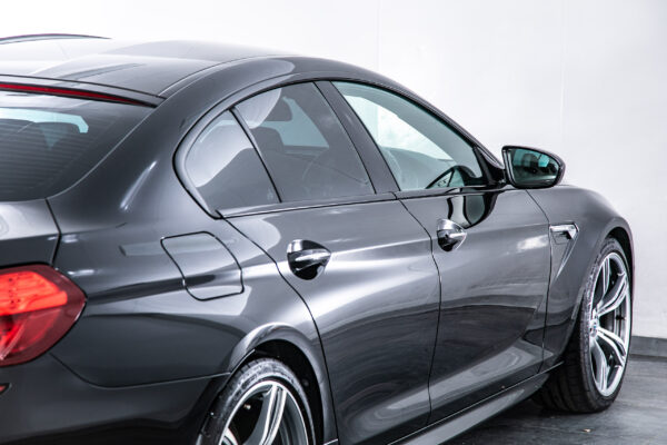 M6 グランクーペ