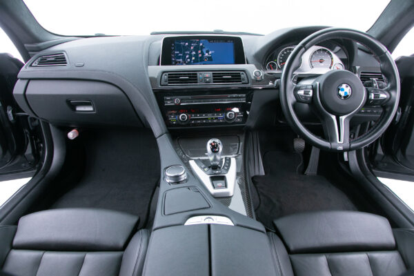 M6 グランクーペ