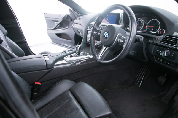 M6 グランクーペ