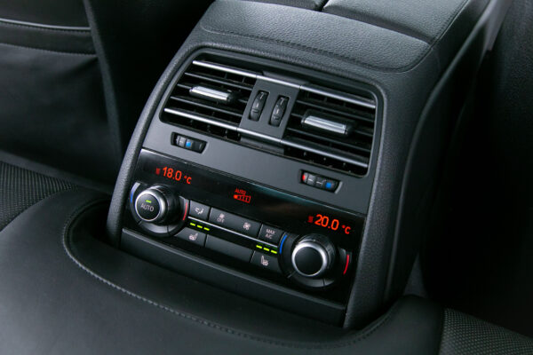 M6 グランクーペ
