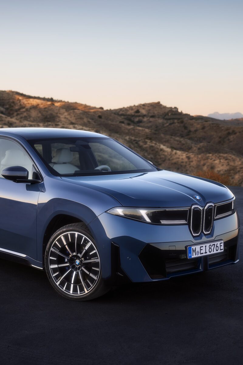 一充電での走行距離は906km　BMW iX3　ノイエ・クラッセ第一弾モデル登場
