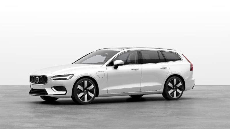 2種の特別仕様車投入 ボルボV60 一部グレード変更も同時実施