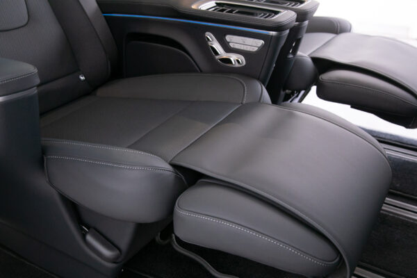 V220d エクスクルーシブロング プラチナスイート