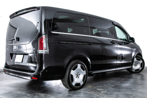 V220d エクスクルーシブ ロング プラチナスイート