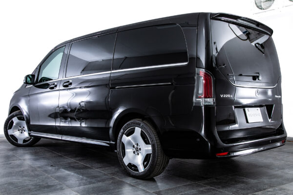 V220d エクスクルーシブロング プラチナスイート