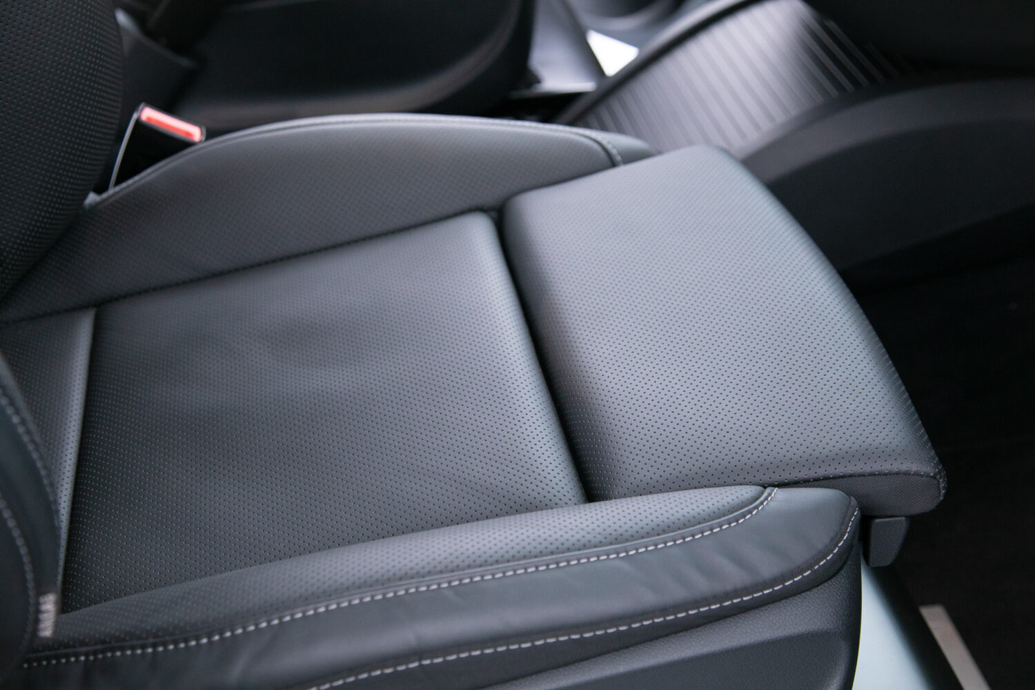 V220d エクスクルーシブロング プラチナスイート