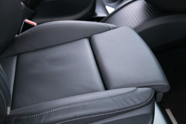 V220d エクスクルーシブロング プラチナスイート