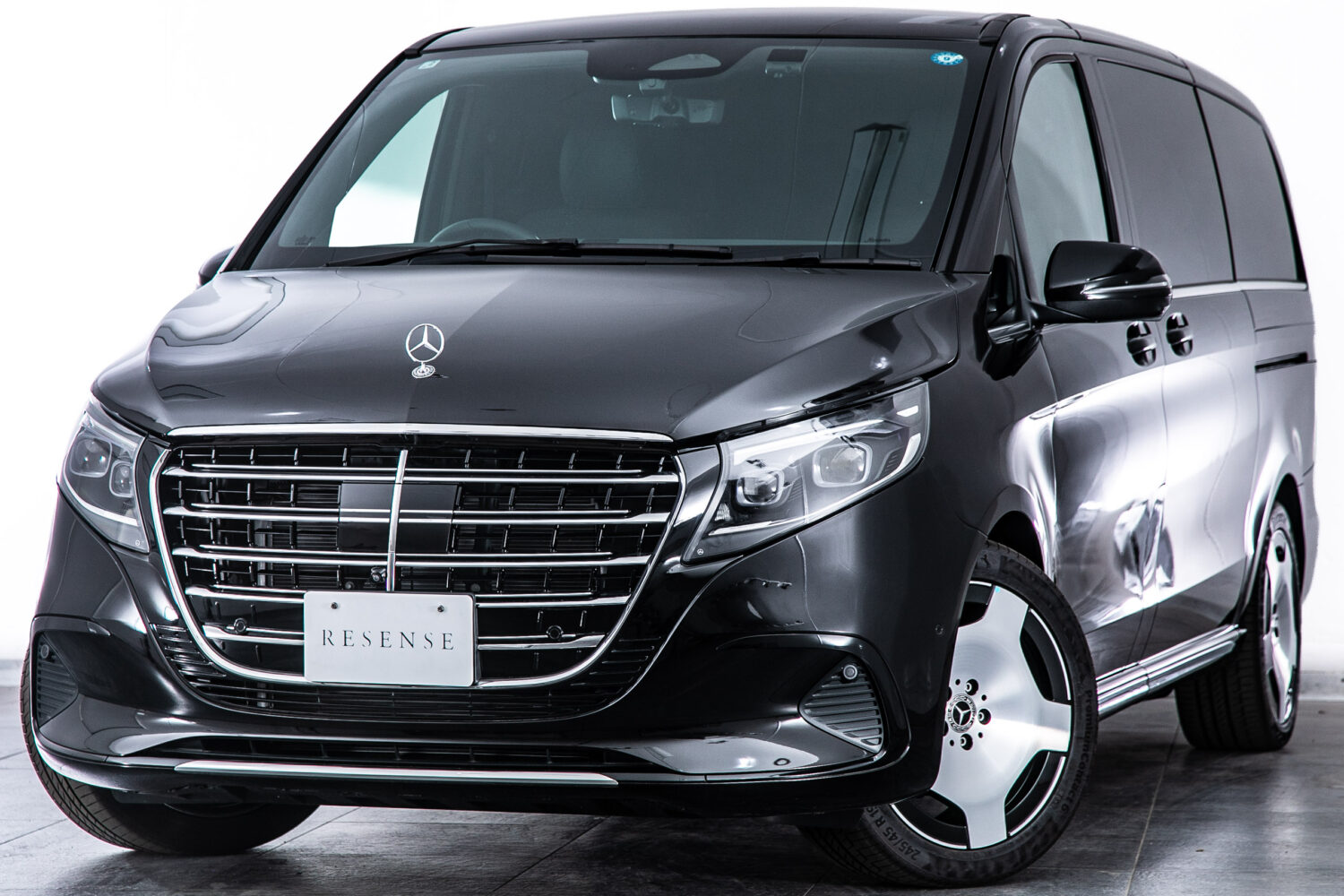 V220d エクスクルーシブロング プラチナスイート