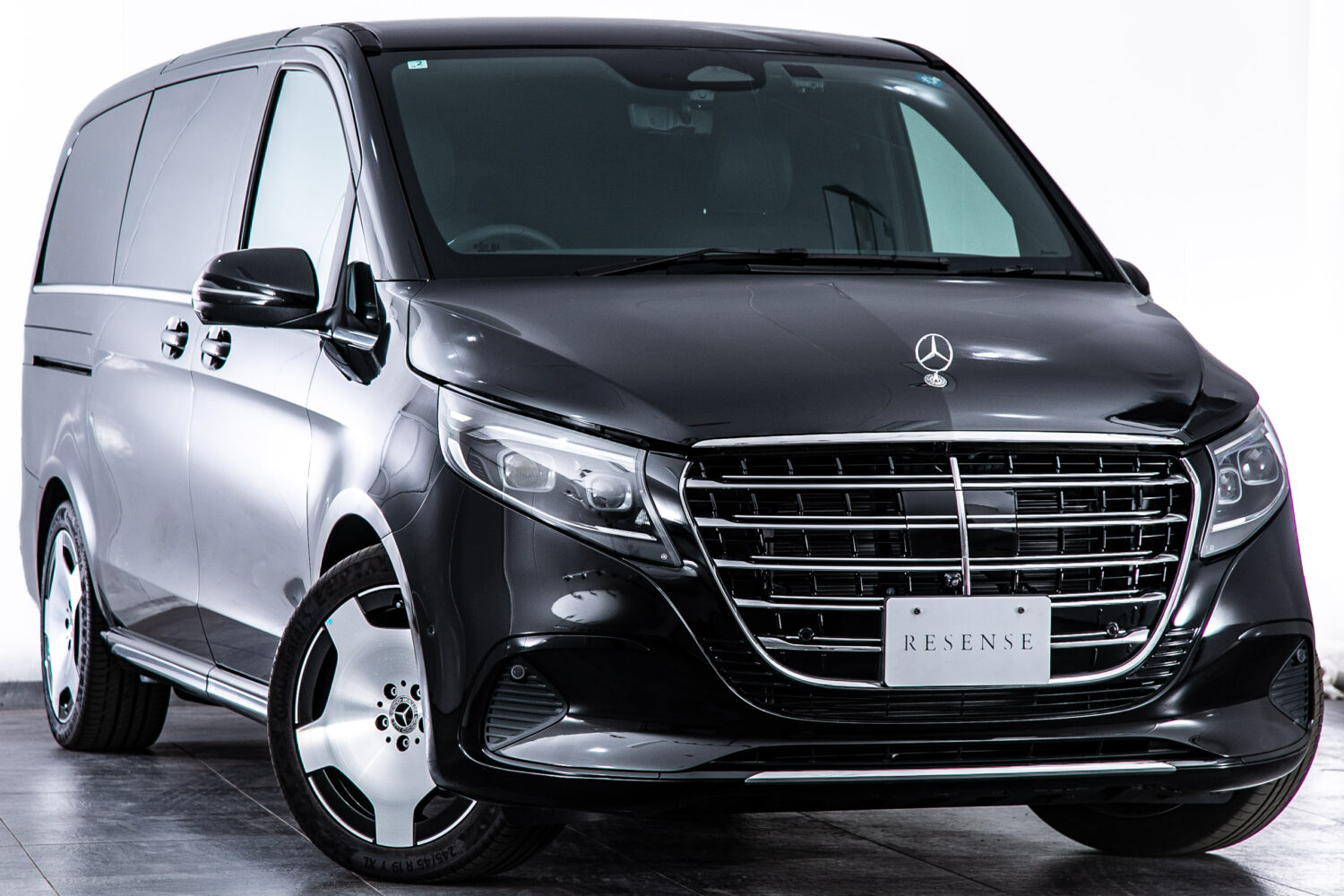 V220d エクスクルーシブロング プラチナスイート