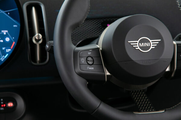 MINI カントリーマンS ALL4 DCT 4WD