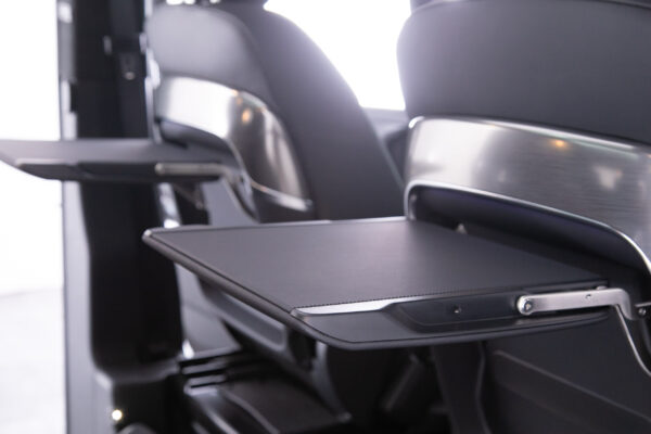 V220d エクスクルーシブロング プラチナスイート