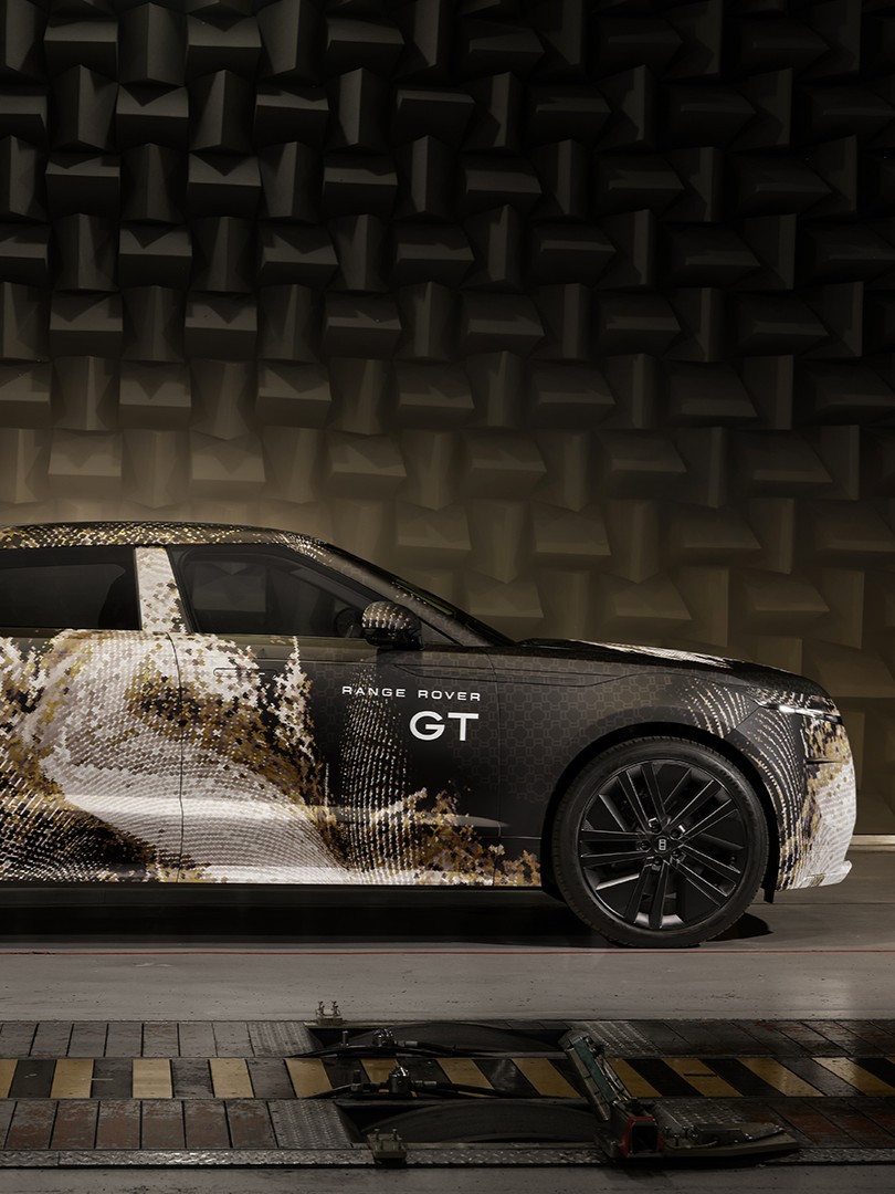 詳細は今年後半に発表予定 ランドローバー・レンジローバーGT 第5のモデル登場へ
