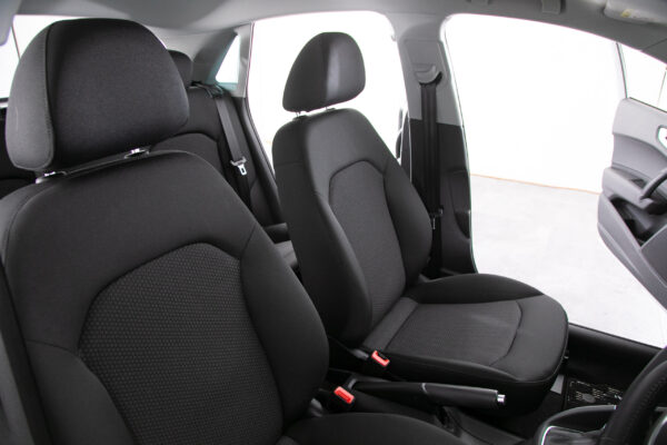 A1スポーツバック 1.0TFSI