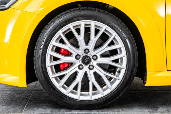 TTロードスター 2.0 TFSI クワトロ SラインPKG 4WD