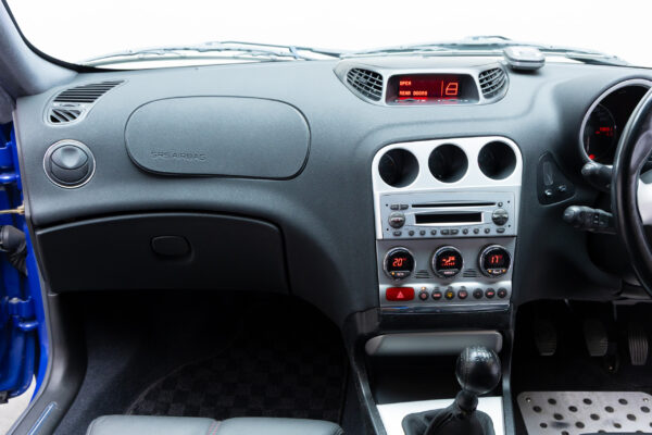 156 TI 2.5V6 24V