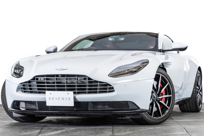 DB11 V8