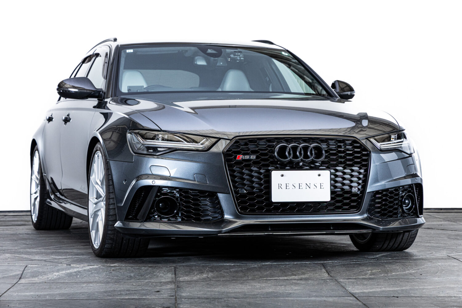 RS6アバント ベースグレード 4WD