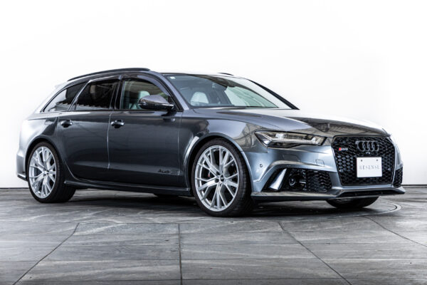 RS6アバント ベースグレード 4WD