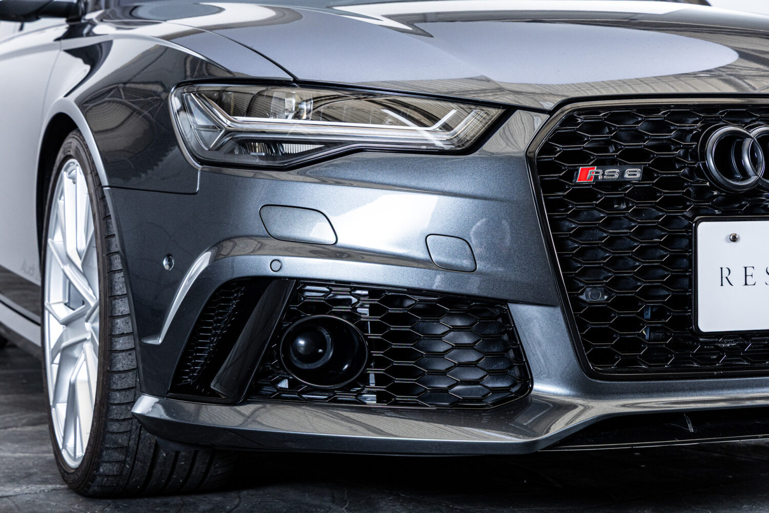 RS6アバント ベースグレード 4WD