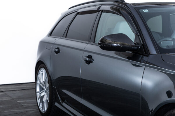 RS6アバント ベースグレード 4WD