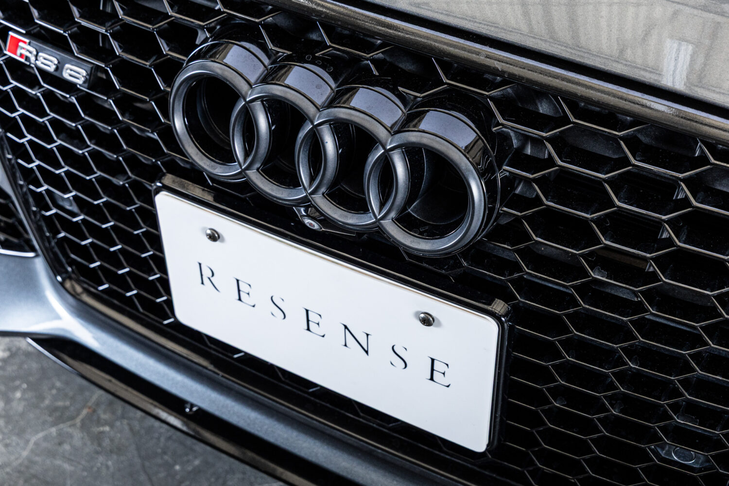 RS6アバント ベースグレード 4WD